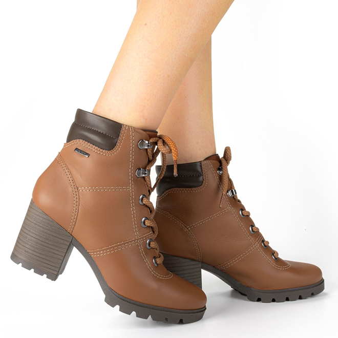 Bota coturno dakota hot sale salto grosso feminina