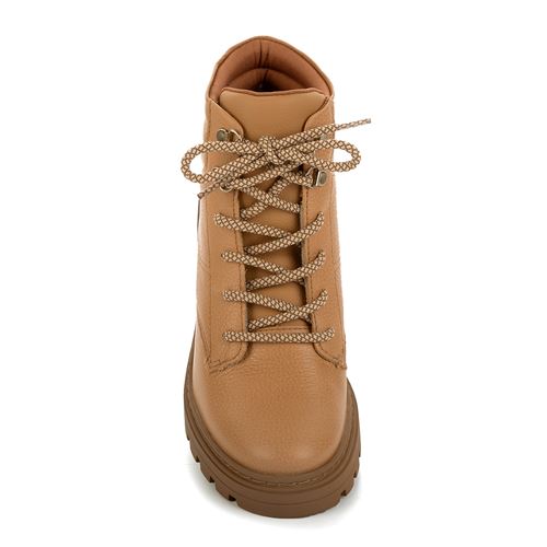 Bota coturno clearance tratorada caramelo