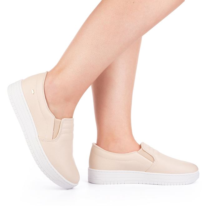 Slip on bege sales feminino